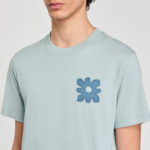 T-shirt à détail fleur