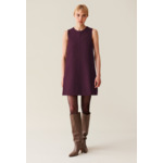 Robe courte sans manches