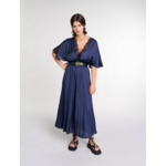 Robe longue plissée avec dentelle