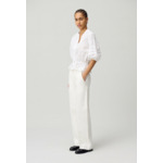 Chemise élastiquée brodée