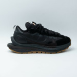 Nike Vaporwaffle sacai Black Gum