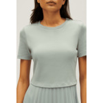 Robe courte plissée amande
