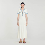 Robe longue en maille à détails denim