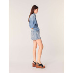 Short en denim à perles brodées