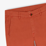 Chino 702 coupe droite courge