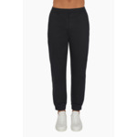 Xm000039 af10517 uc001 trou-noir