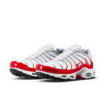 NIKE AIR MAX PLUS