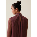 Robe fluide col lavallière