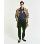 Pantalon chino slim fit en velours côtelé