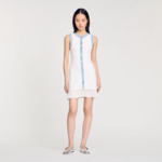 Robe courte en maille à volant