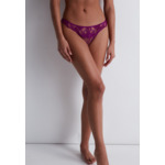 Tanga Into The Groove