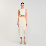 Pull court à détails crochetés