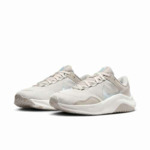 W NIKE LEGEND ESSENTIAL 3 NN