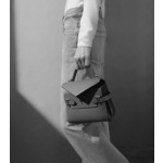 Petit sac à main double rabat Emilie en cuir grainé