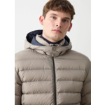 Doudoune sportive avec capuche amovible