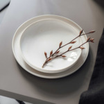 Winter Glow - Grande assiette plate à rebords, blanche, en porcelaine