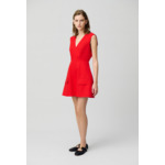 Robe courte cintrée