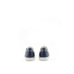 Bleu marine et blanc cassé