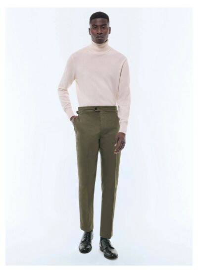 Chino ajusté en toile de coton