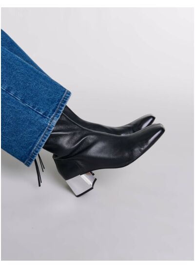 Bottines en cuir à bout carré