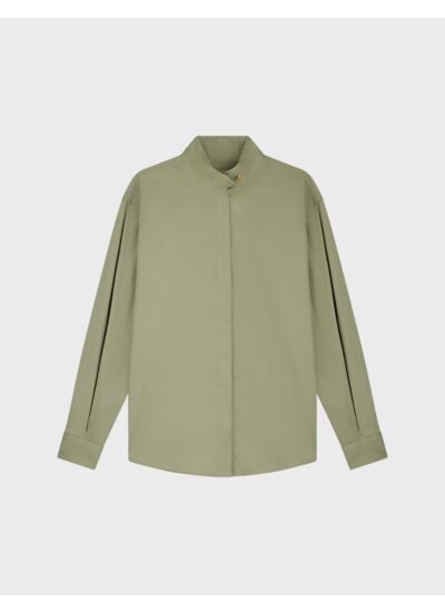 Chemise innaée col droit montant avec patte de boutonnage en satin de coton uni kaki