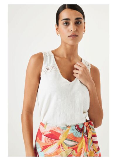 Women Top White