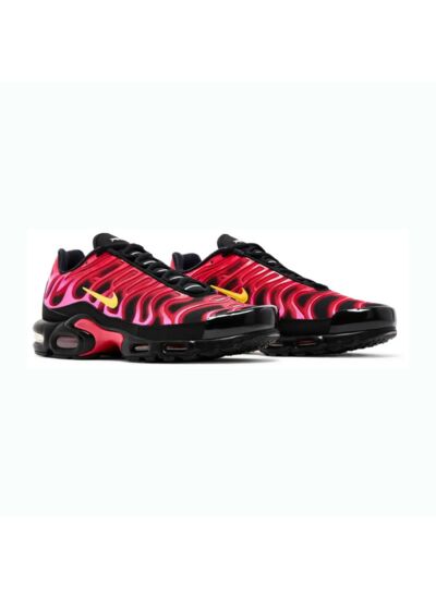 Nike Air Max Plus Supreme Black