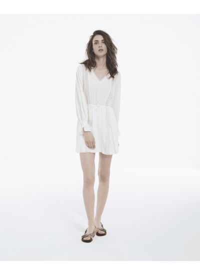 Robe Courte Manches Longues Avec Galons Dentelles Femme