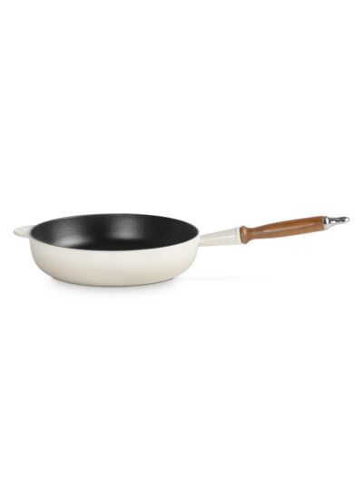 Sauteuse 28cm en fonte émaillée meringue avec manche en bois