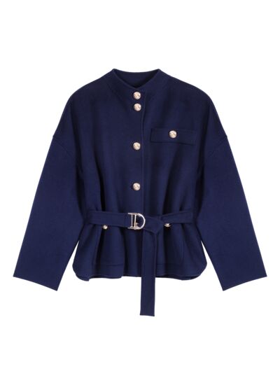Manteau court en laine ceinturé