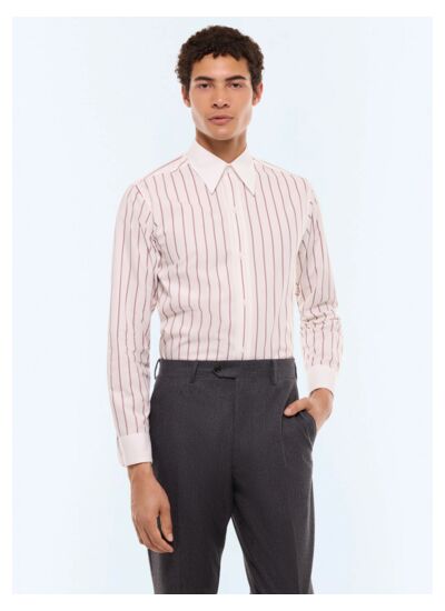 Chemise à rayures et col pointu