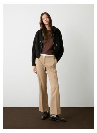 Sweat avec capuche et pinces