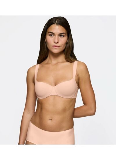 Soutien gorge avec armatures et coques