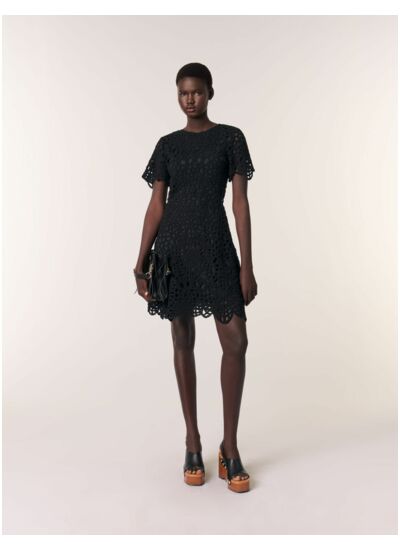 Robe courte en crochet