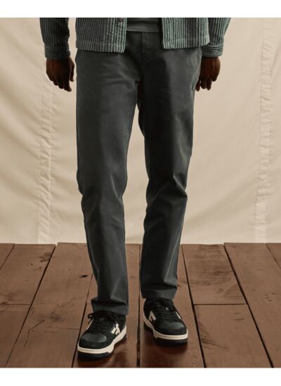 Chino vert foncé