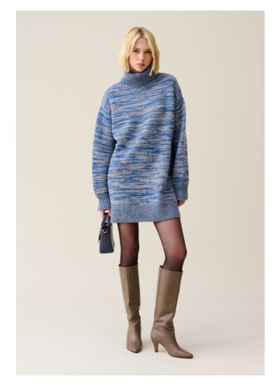 Robe courte laine col roulé