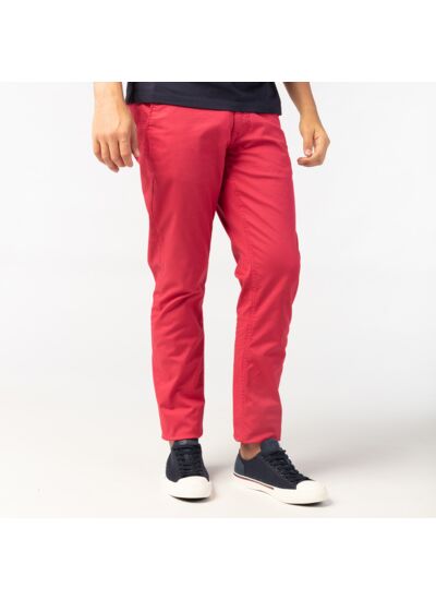 Chino 702 coupe confort cerise
