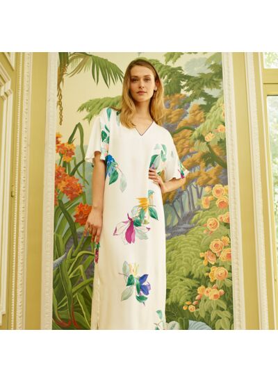 - Chemise de nuit longue col v en satin de viscose, Parfum