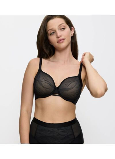 Soutien-gorge avec armatures et coques