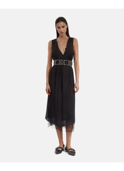 Robe Longue Sans Manches Avec Dentelle