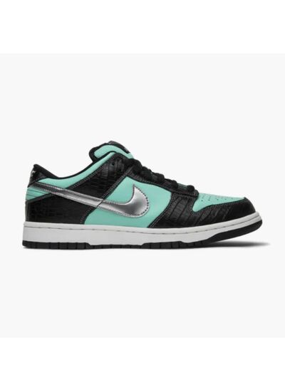 Nike SB Dunk Low Diamond Supply Co.