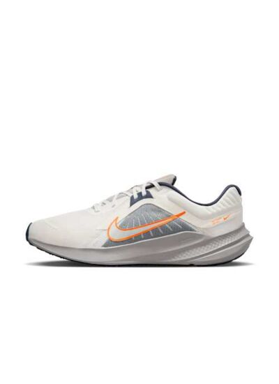 NIKE QUEST 5