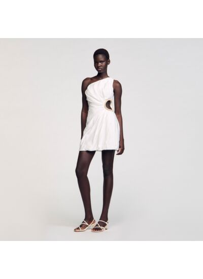 Robe courte asymétrique