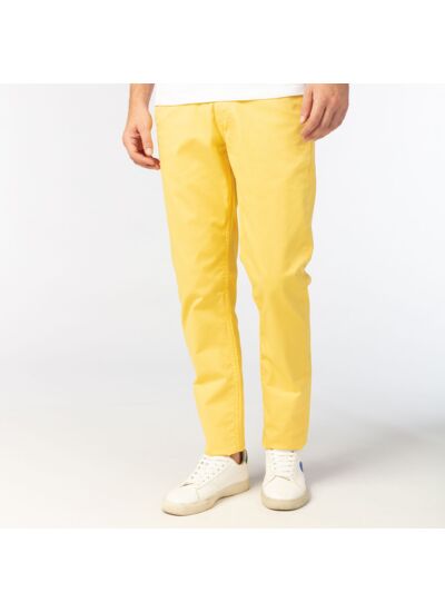 Chino 702 coupe confort jaune soleil