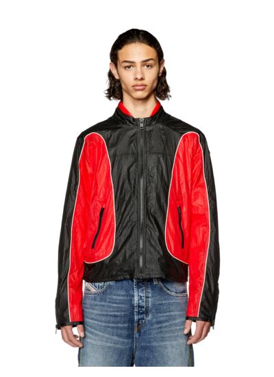 Coupe régulièreCol montantZips poches et chevillesFermeture zippéeAvec doublure