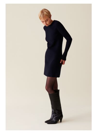Robe courte maille dos côtelé