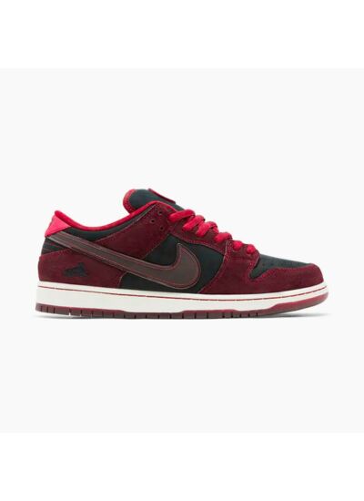 Nike SB Dunk Low Riot Skateshop