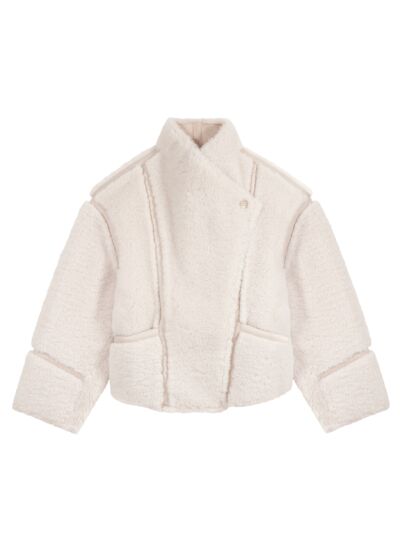 Manteau court en fausse fourrure
