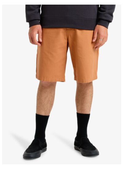 CARPENTER SHORT