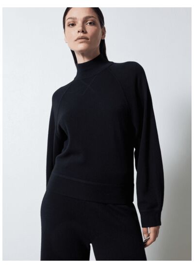 Pull col montant Soa NOIR